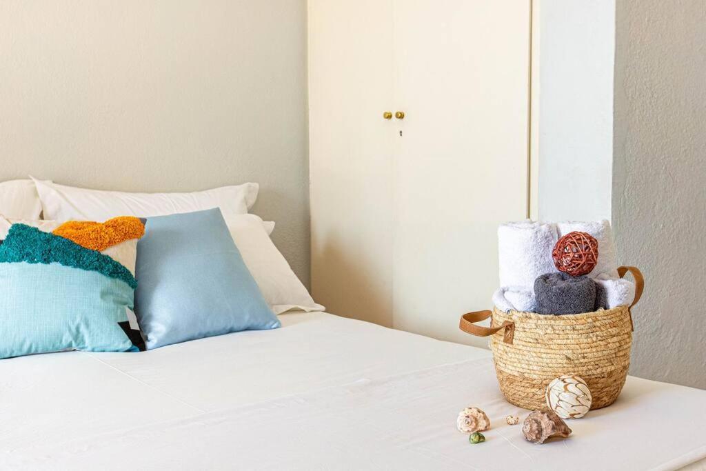 Blue Maraci 2 - Sea View, Kitchen, Beach Access Apartment Himare Luaran gambar