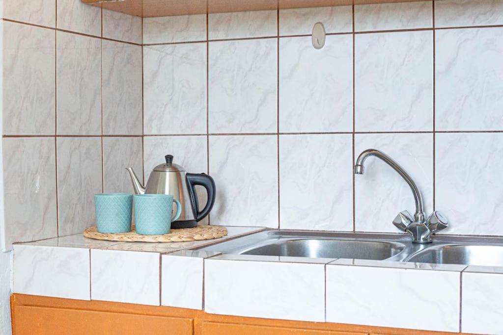 Blue Maraci 2 - Sea View, Kitchen, Beach Access Apartment Himare Luaran gambar